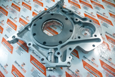 5302892 Масляный насос Насос масляный двигателя Передняя крышка двигателя в сборе с масляный насосом PUMP LUBRICATING OIL Cummins ISF2.8, ISF3.8, QSB3.9, QSB4.5 Взаимозаменяемые номера: 4980122, 5263095, 5267073, 5525373